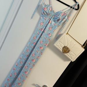 Long beautiful dress it fits on you